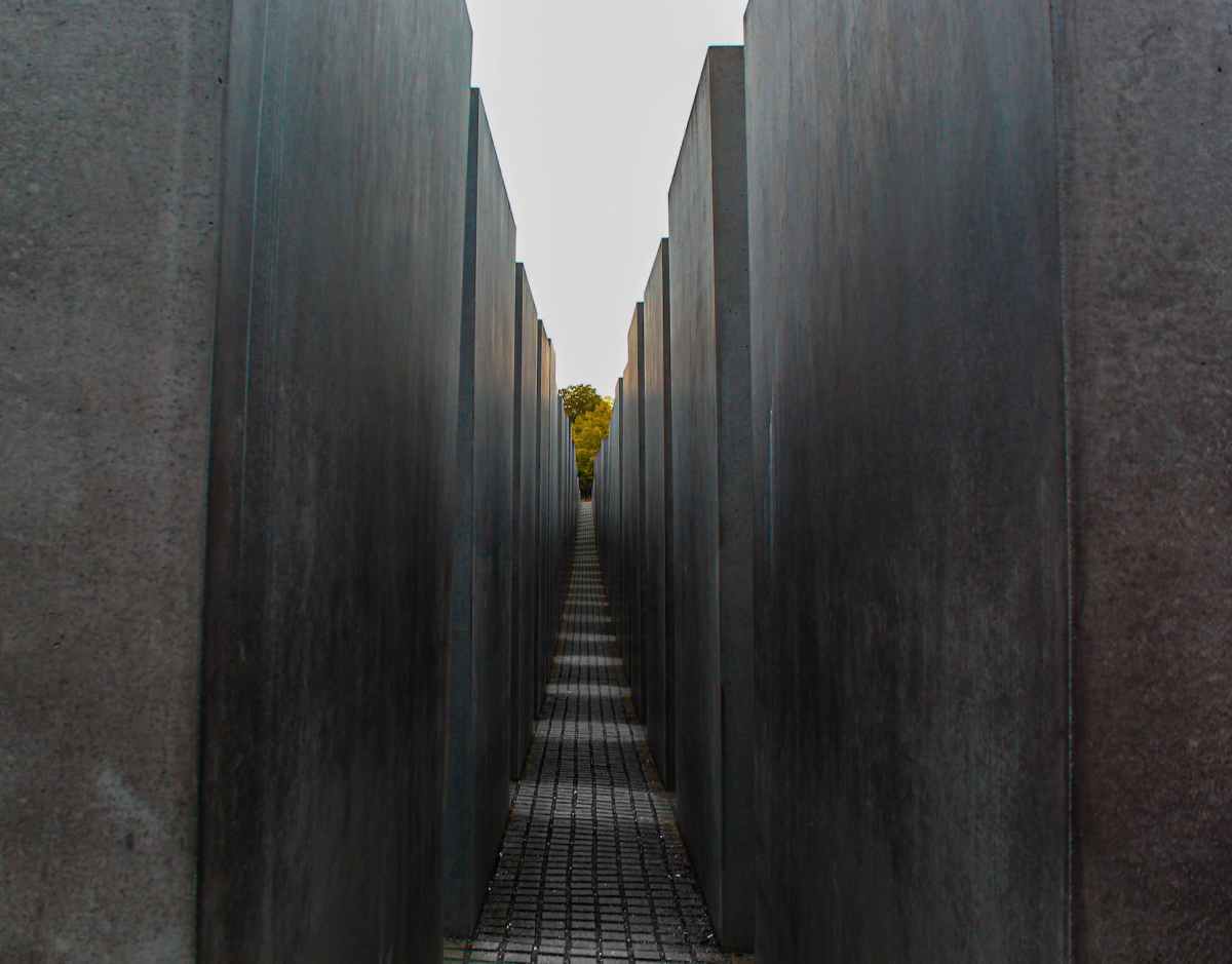 YOU NEVER GET NERVOUS ANYMORE, SO WAIT UP: where the Song and Dance Crew gets a head&nbsp;start